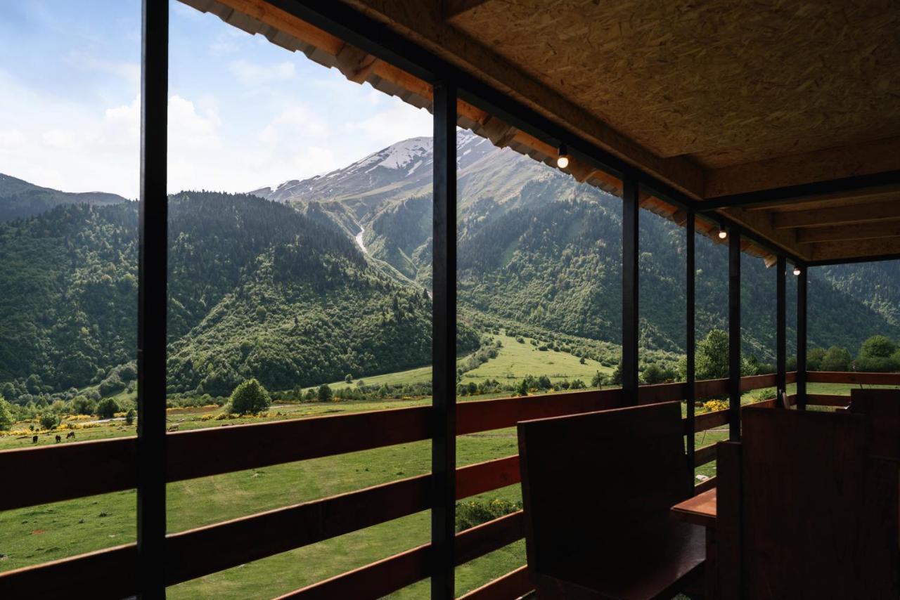 Panorama Ushba Hotel Mestia Buitenkant foto